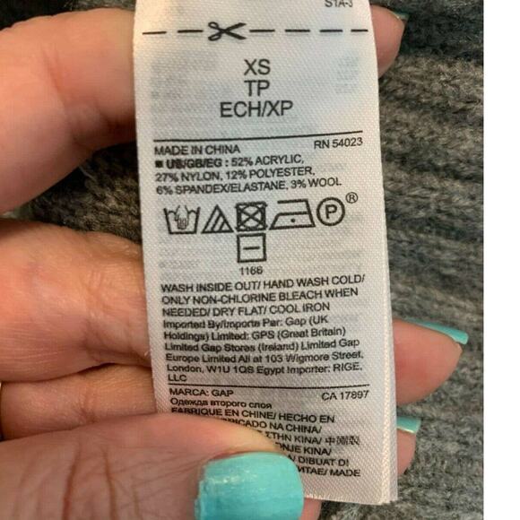 Gap Gray Long Sleeves Crew Neck Sweater Size XS - Picture 3 of 7